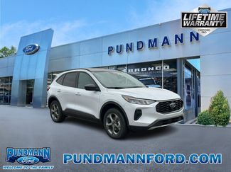 New 2026 Ford Escape ST-Line w/ Cold Weather Package video 1