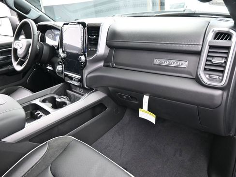 New 2026 RAM 1500 Laramie AWD/4WD image 42