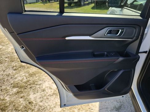 New 2026 Ford Explorer ST-Line image 26