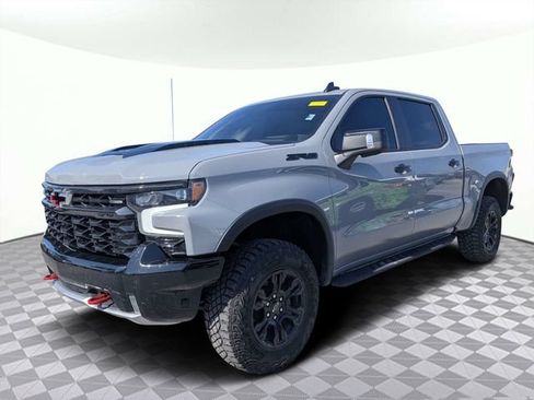 Used 2024 Chevrolet Silverado 1500 ZR2 w/ Technology Package AWD/4WD image 7