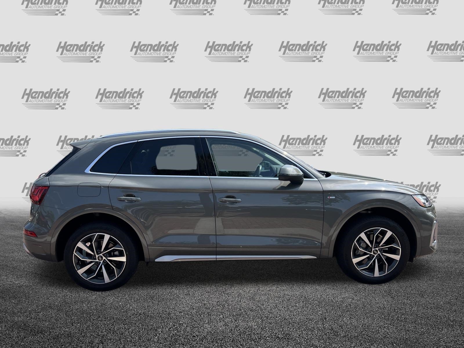 Used 2024 Audi Q5 2.0T Premium Plus AWD/4WD image 11