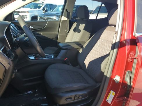 Used 2022 Chevrolet Equinox LT image 16