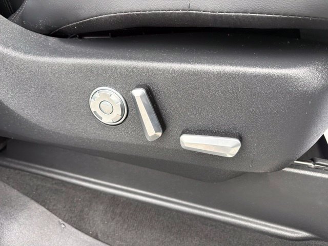 Used 2025 Lincoln Navigator Reserve AWD/4WD image 30