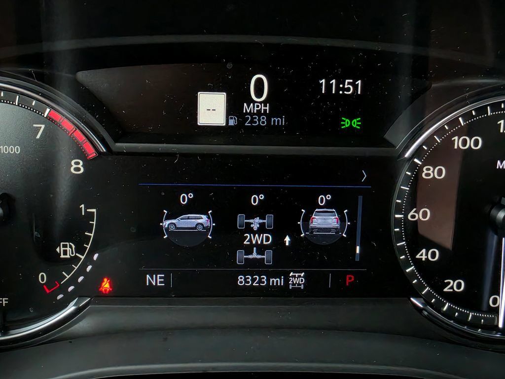 Used 2025 Cadillac XT6 Sport w/ LPO, Floor Liner Package AWD/4WD image 40