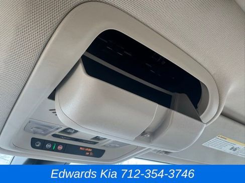 Used 2021 GMC Acadia Denali w/ Denali Ultimate Package image 29