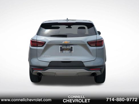 Used 2025 Chevrolet Blazer LT FWD image 6
