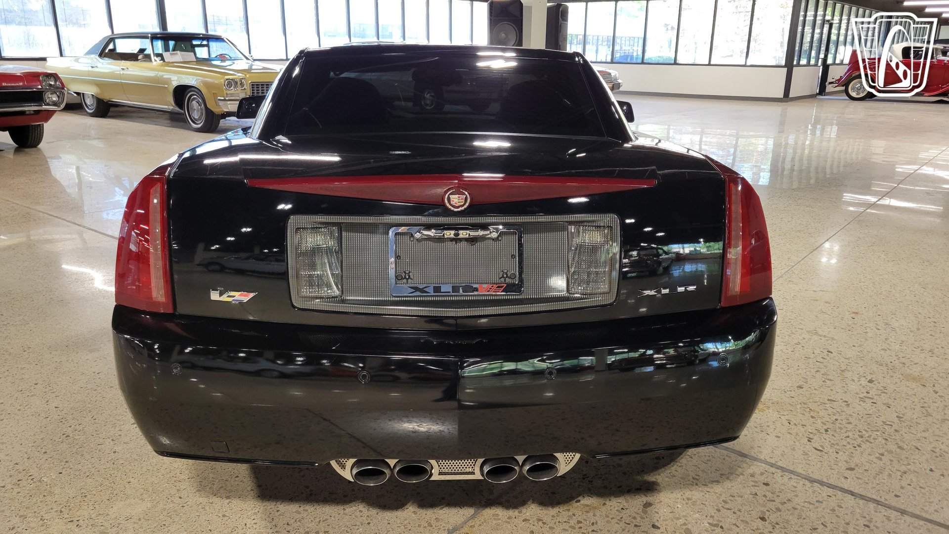 Used 2008 Cadillac XLR V RWD image 3