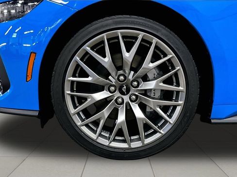 Used 2025 Ford Mustang GT Premium image 9