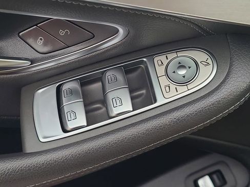Used 2019 Mercedes-Benz C 300 4MATIC Cabriolet w/ Premium Package image 31