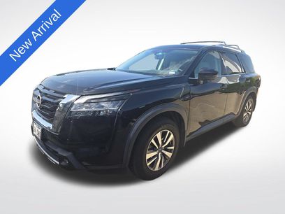 Used 2022 Nissan Pathfinder SL