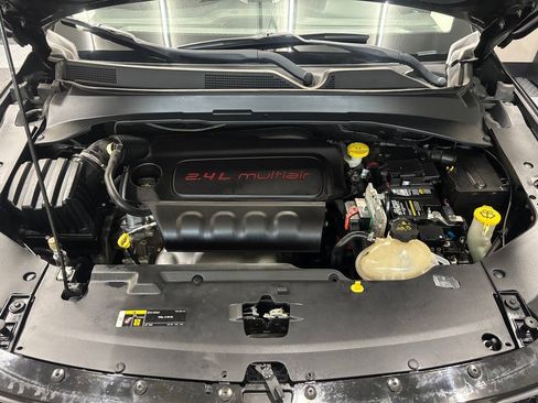 Used 2018 Jeep Compass Trailhawk w/ Leather Interior Group AWD/4WD image 27