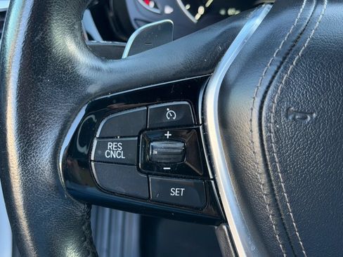 Used 2018 BMW 530i w/ Premium Package RWD image 42