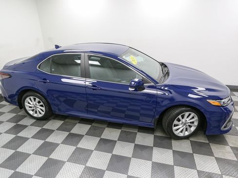 Used 2024 Toyota Camry LE AWD/4WD image 5