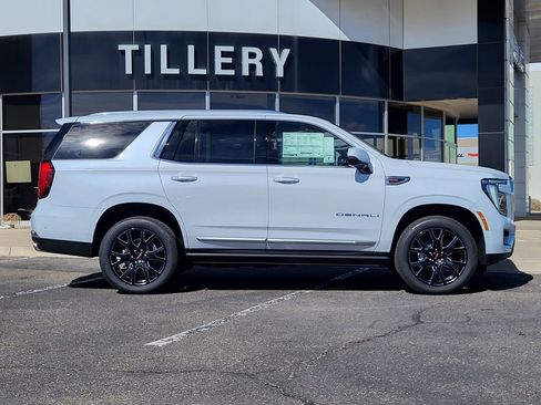 New 2026 GMC Yukon Denali w/ Sun & Power Step Package image 1