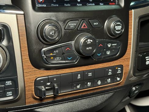 Used 2018 RAM 1500 Laramie w/ Convenience Group image 45