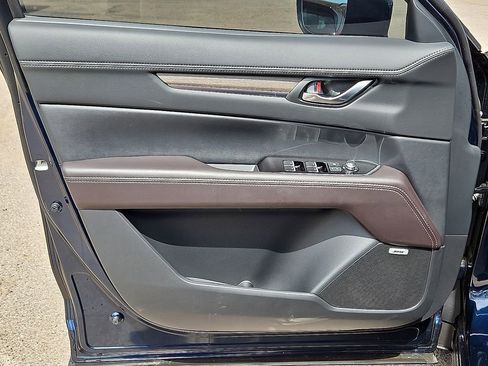 New 2025 MAZDA CX-5 Signature image 17