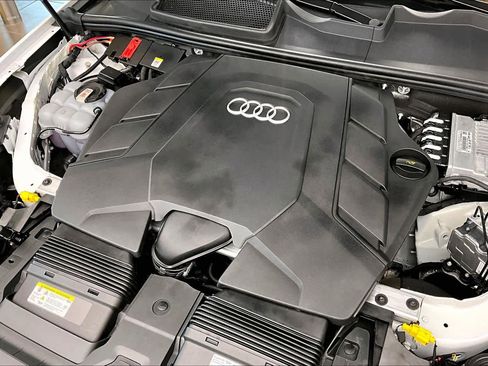 Certified 2023 Audi Q7 3.0T Premium Plus w/ Premium Plus Package AWD/4WD image 31