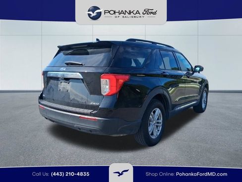 Used 2021 Ford Explorer XLT AWD/4WD image 4