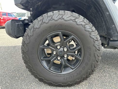 Used 2024 Jeep Wrangler Willys image 17
