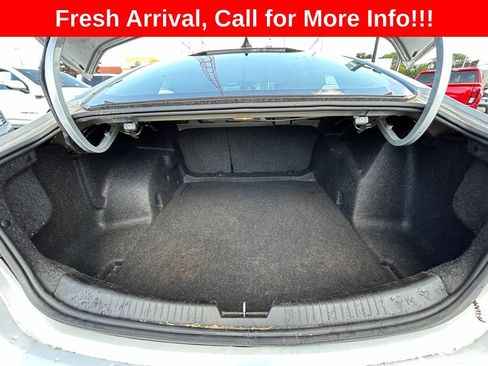 Used 2017 Chevrolet Malibu LS FWD image 12