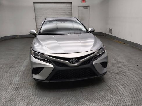 Used 2019 Toyota Camry SE image 14