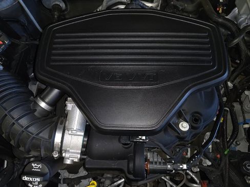 Used 2017 GMC Acadia Denali w/ Technology Package image 30