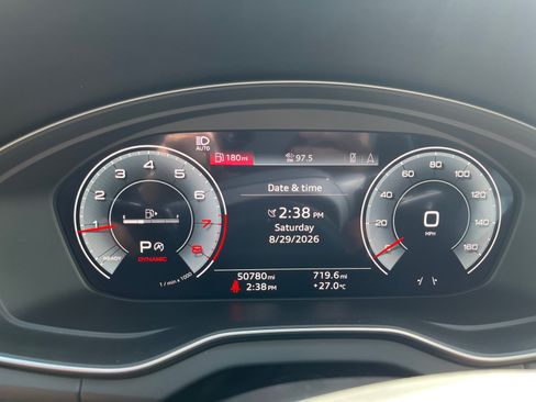 Used 2023 Audi Q5 2.0T Premium Plus w/ Premium Plus Package AWD/4WD image 18