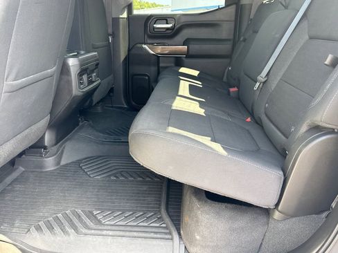 Used 2022 Chevrolet Silverado 1500 LT Trail Boss w/ Convenience Package II image 21