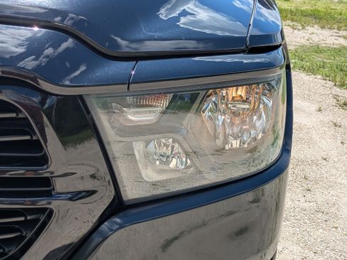 Used 2019 RAM 1500 Big Horn RWD image 9