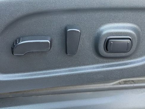 Used 2018 Nissan Titan Platinum Reserve image 18