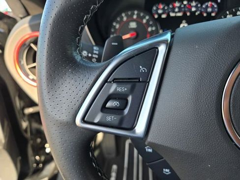 Used 2022 Chevrolet Camaro SS RWD image 22