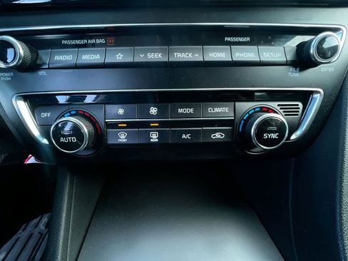 Used 2019 Kia Optima S w/ S Panoramic Sunroof Package image 19