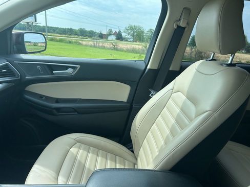 Used 2022 Ford Edge SEL w/ Convenience Package image 22