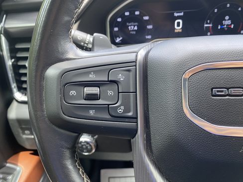 Used 2022 GMC Sierra 1500 Denali Ultimate AWD/4WD image 21