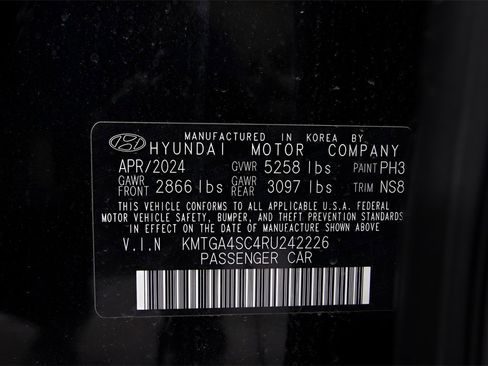 Used 2024 Genesis G80 2.5T w/ Sport Prestige Package image 40