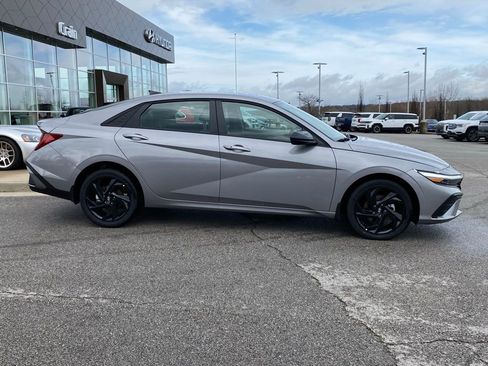 New 2026 Hyundai Elantra Sport FWD image 9