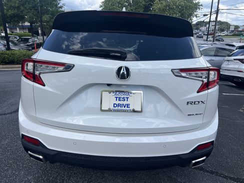 Used 2024 Acura RDX SH-AWD w/ Technology Package image 4