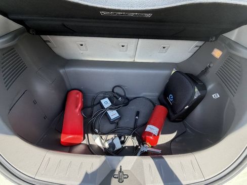 Used 2012 Nissan Leaf SL w/ Protection Pkg FWD image 13