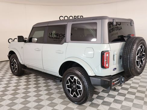Used 2024 Ford Bronco Outer Banks AWD/4WD image 23