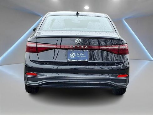 Certified 2025 Volkswagen Jetta S image 6