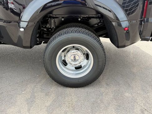 New 2026 Ford F350 4x4 Crew Cab DRW Super Duty image 46