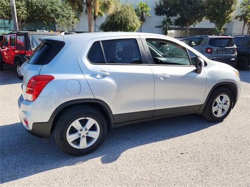 Used 2020 Chevrolet Trax LS image 18