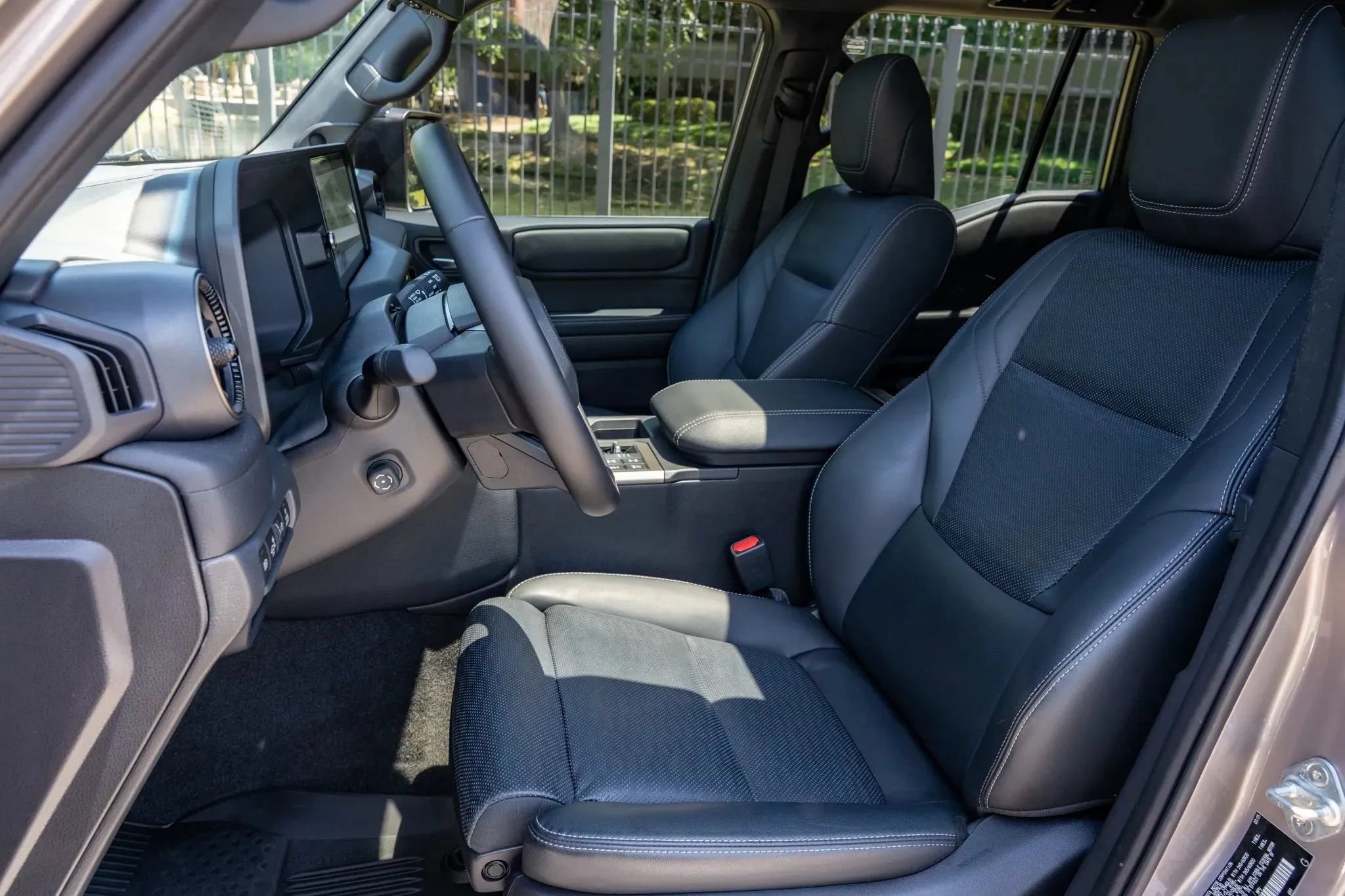 Used 2025 Toyota Land Cruiser w/ Premium Package AWD/4WD image 11