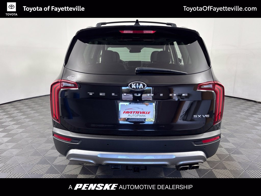 Used 2020 Kia Telluride SX w/ Towing Package FWD image 9