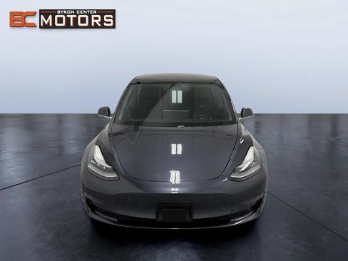 Used 2019 Tesla Model 3 Standard Range Plus RWD image 8