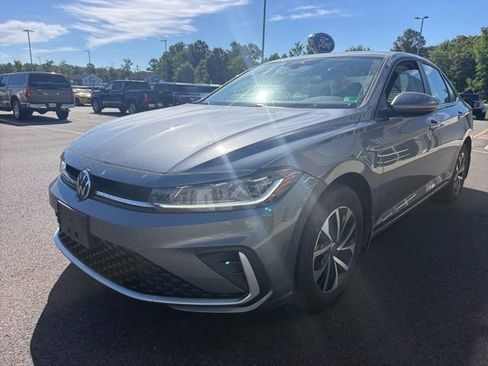 Used 2025 Volkswagen Jetta S FWD image 27