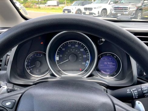 Used 2015 Honda Fit EX image 16