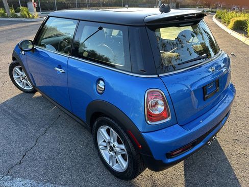 Used 2011 MINI Cooper S image 8