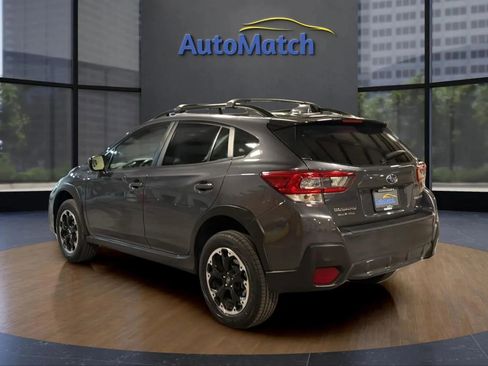 Used 2022 Subaru Crosstrek 2.0i Premium w/ Popular Package #3 image 8