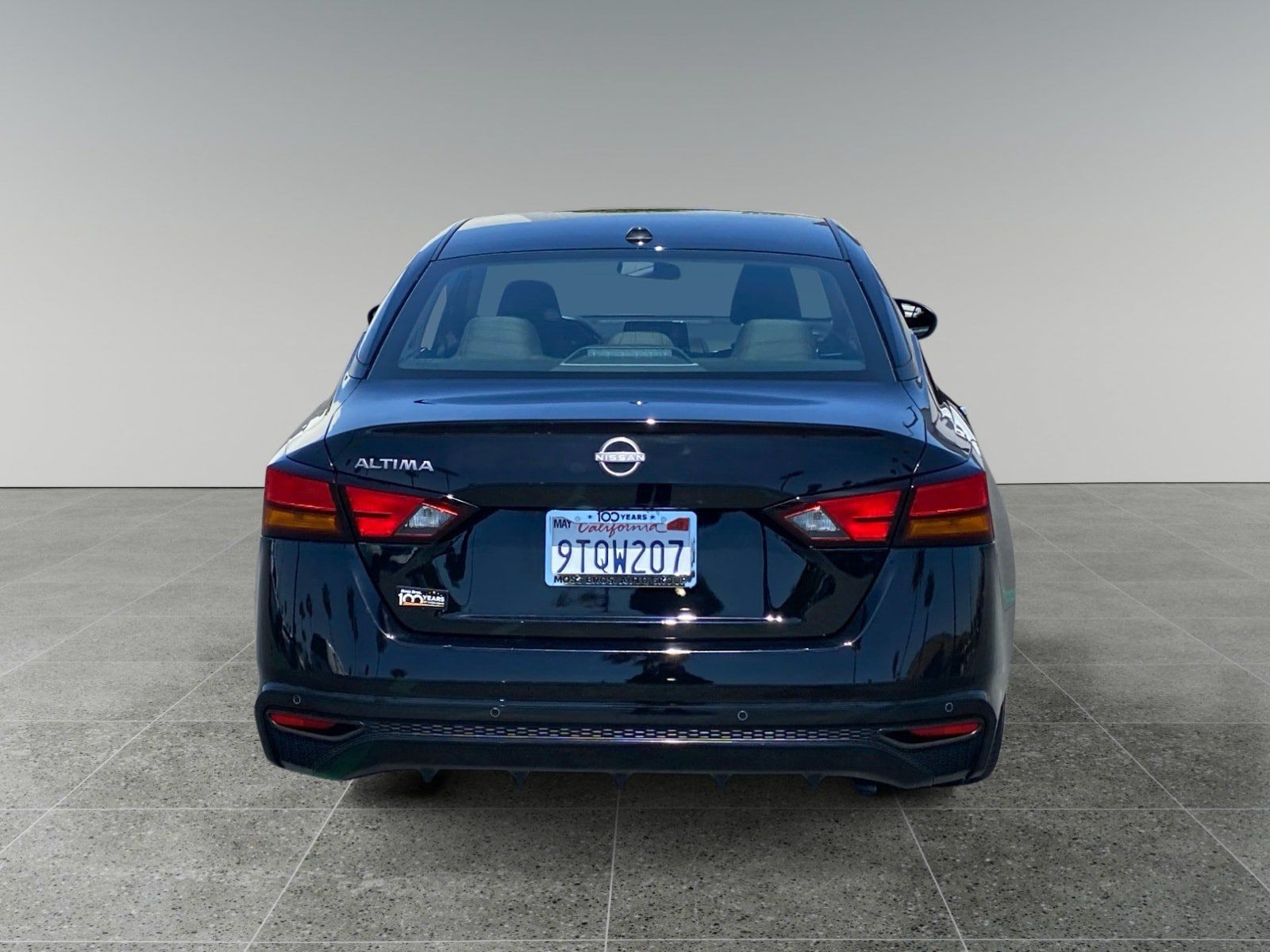 Used 2025 Nissan Altima 2.5 SV FWD image 4